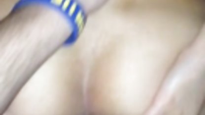 تازه کار, دختر نوجوان سکس باحال ژاپنی با جوانان بزرگ می دهد سر در 69